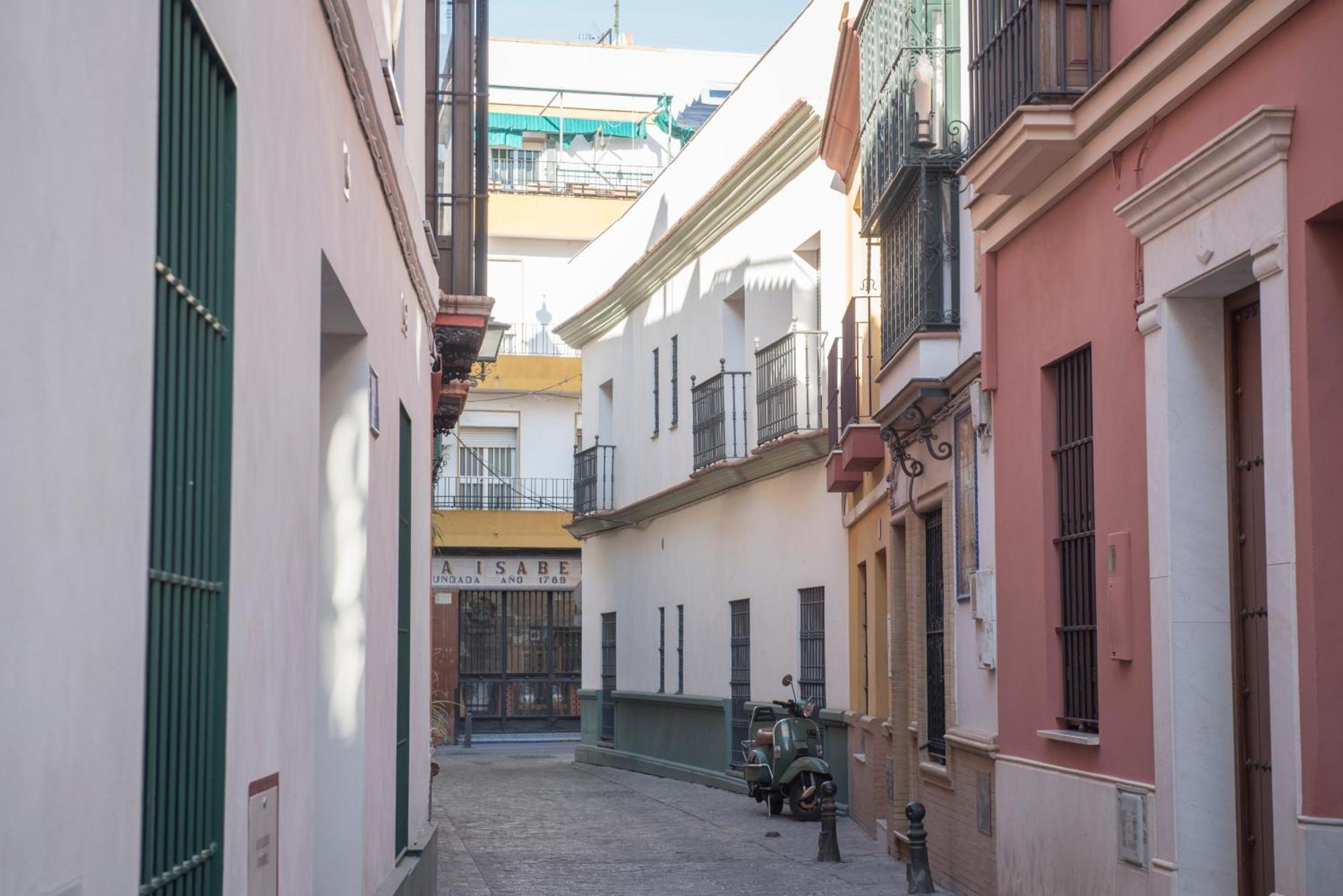 Apartamentos Luxury Puente De Triana — Photos 2